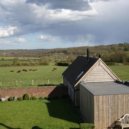 The Cowshed, Tunbridge Wells Villa Bagian luar foto
